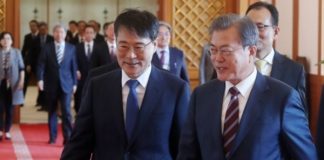 장하다 장하성…강남 룸살롱서 7000만원 긁은 고대 교수들 중 1인!